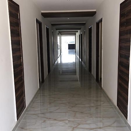 Townhouse Oak 46940 Hotel Vrindavan Sultanpur  Exterior photo