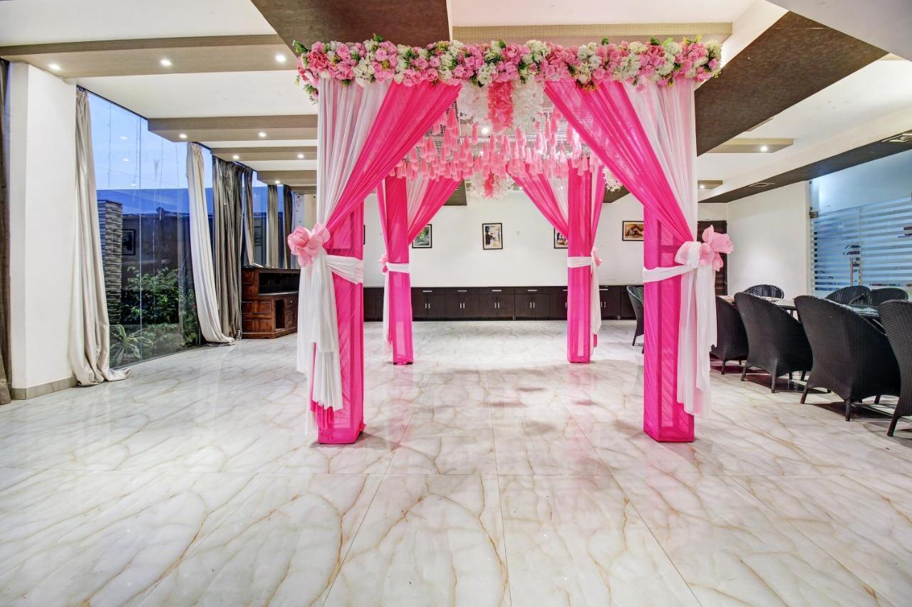 Townhouse Oak 46940 Hotel Vrindavan Sultanpur  Exterior photo