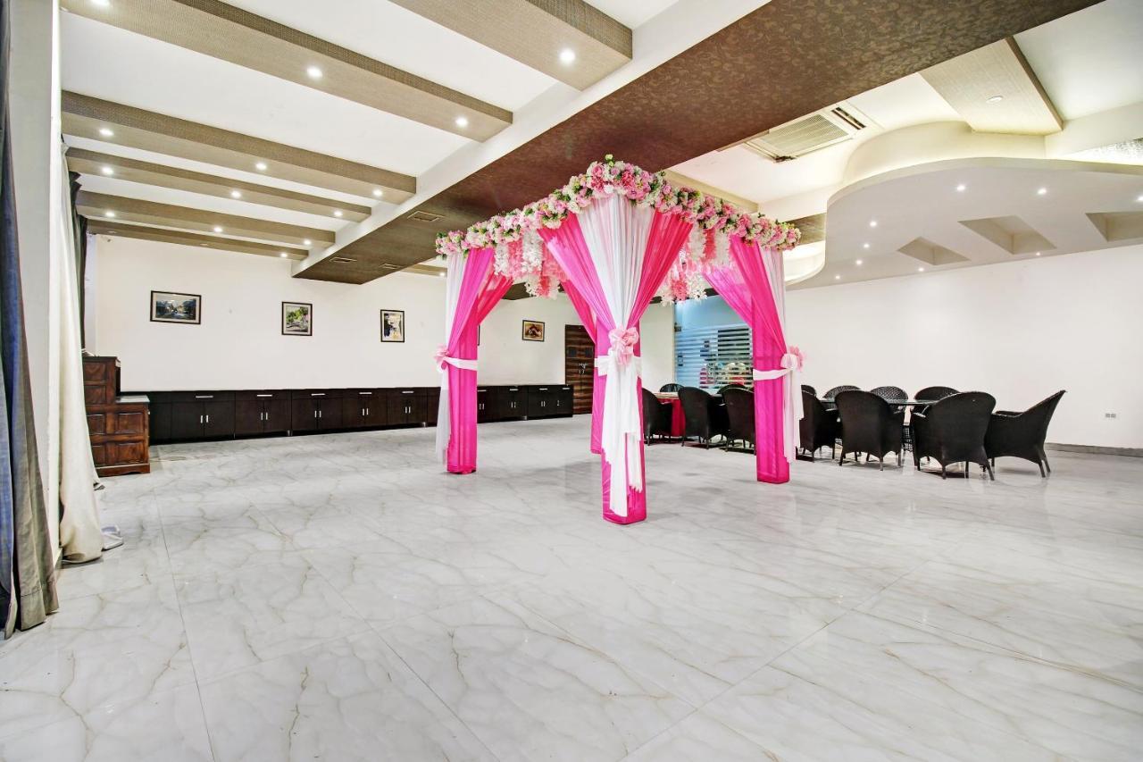 Townhouse Oak 46940 Hotel Vrindavan Sultanpur  Exterior photo